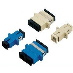 深圳市萬兆電子 專業供應各類光纖連接器，打造高速穩定的光通信連接解決方案